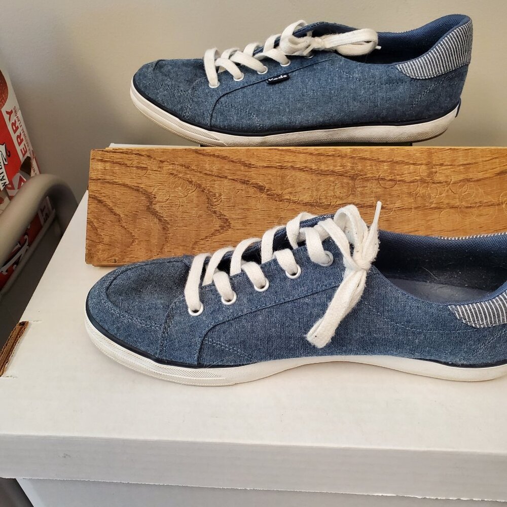 Keds Center III Chambray Sneakers in blue. Women's Size 8 Wide. Sporty & Casual - Picture 6 of 6